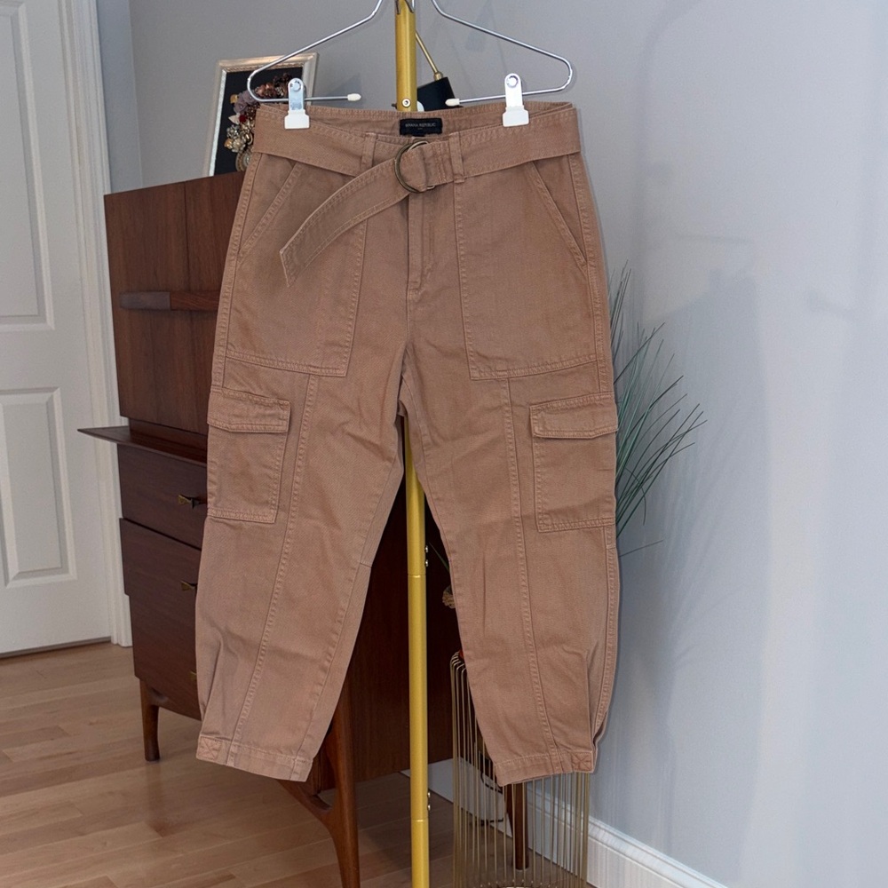 Banana Republic Brown Cropped Cargo Pants